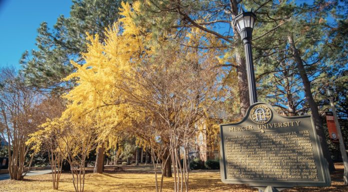 Higgins Clark, Grippando to Speak at Authors Luncheon