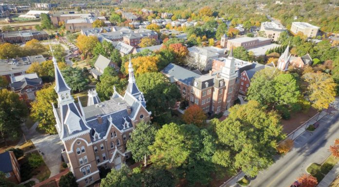 Faculty, staff honored for service to Mercer at 2024 Retirement and Recognition Ceremonies