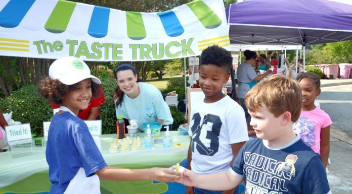 Mercer Medical Students Foster Community Engagement Through Healthy Living Initiative Market WEST 1