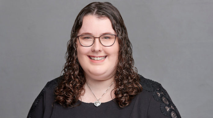 Alumna coaches middle school debate team to national championship Lindsey Hancock Warden