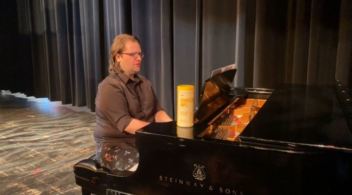 Alumnus performs virtual ‘Bite-Sized Broadway’ concert at The Grand McKinley Stokes plays piano
