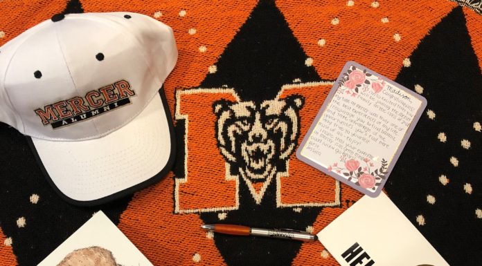 Alumni write letters to welcome freshmen to the Mercer family