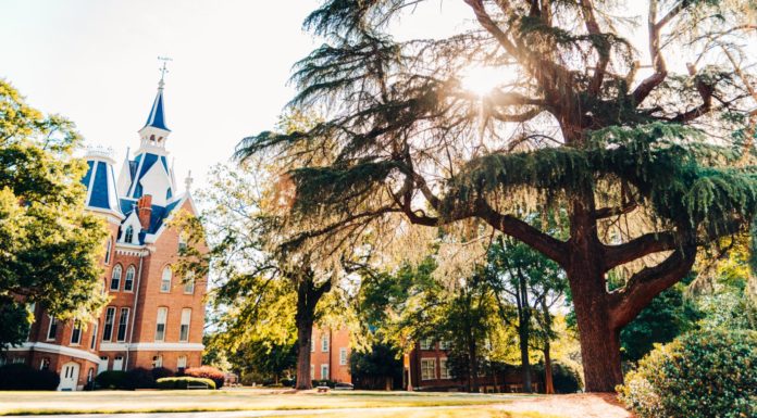 Mercer University Sets Record with Final Fall Enrollment Quad Spring