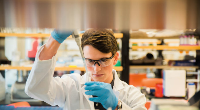 Undergraduate research: Opportunities set Mercer students apart and ahead for their futures Luke Jones, senior, neuroscience major