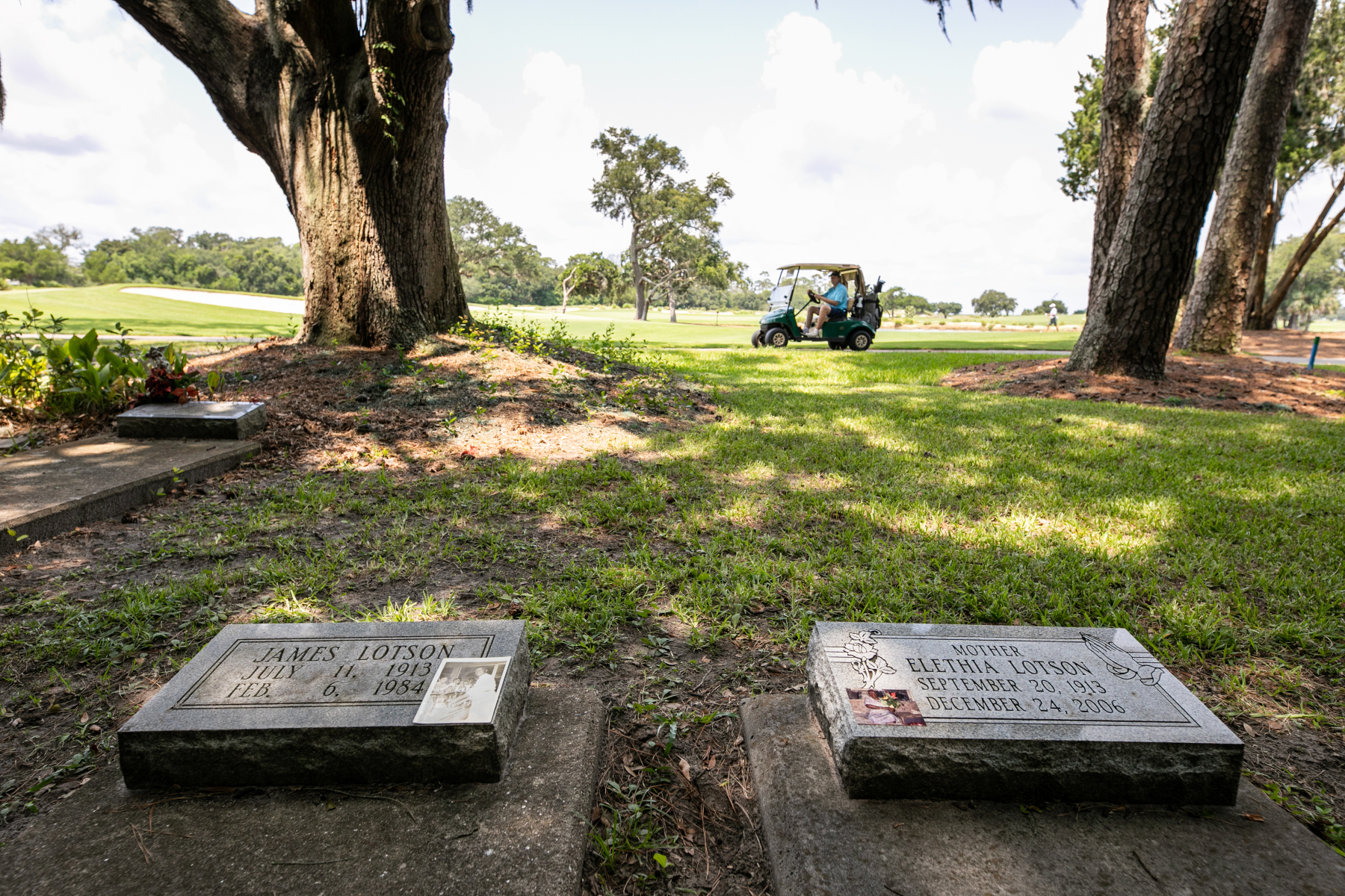Cemetery Tour, Lunch At Saint Simons Island, Dinner in St