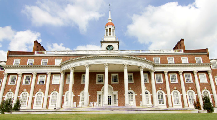 Endowed scholarship fund established at Mercer Law in memory of longtime attorney exterior photo of Mercer Law School building