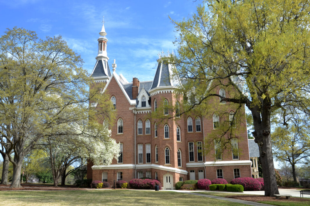 mercer-admin-building four story brick building