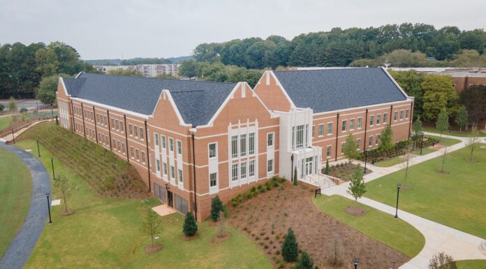 Mercer Atlanta’s pharmacy and health sciences building complete The exterior of the Moye Pharmacy and Health Center on the Mercer Atlanta campus