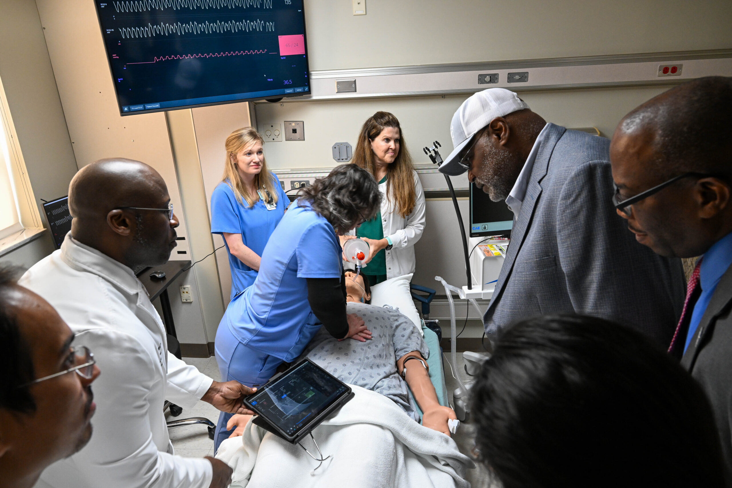 SGMC Health Staff demonstration in  simulation lab