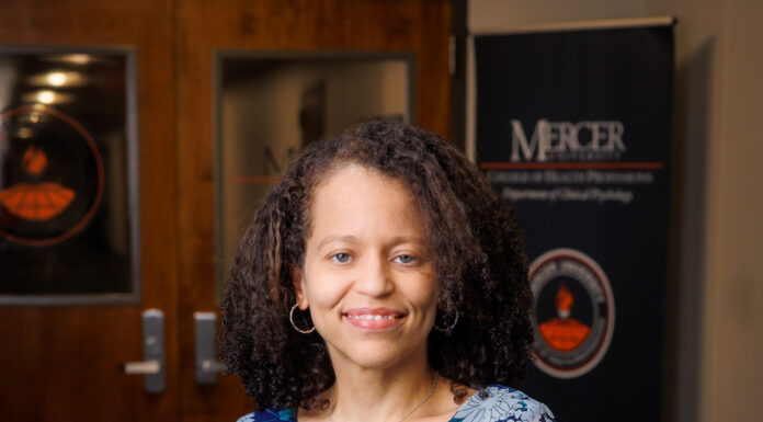 Professor works to break down barriers to mental health care Dr. Gail Kemp