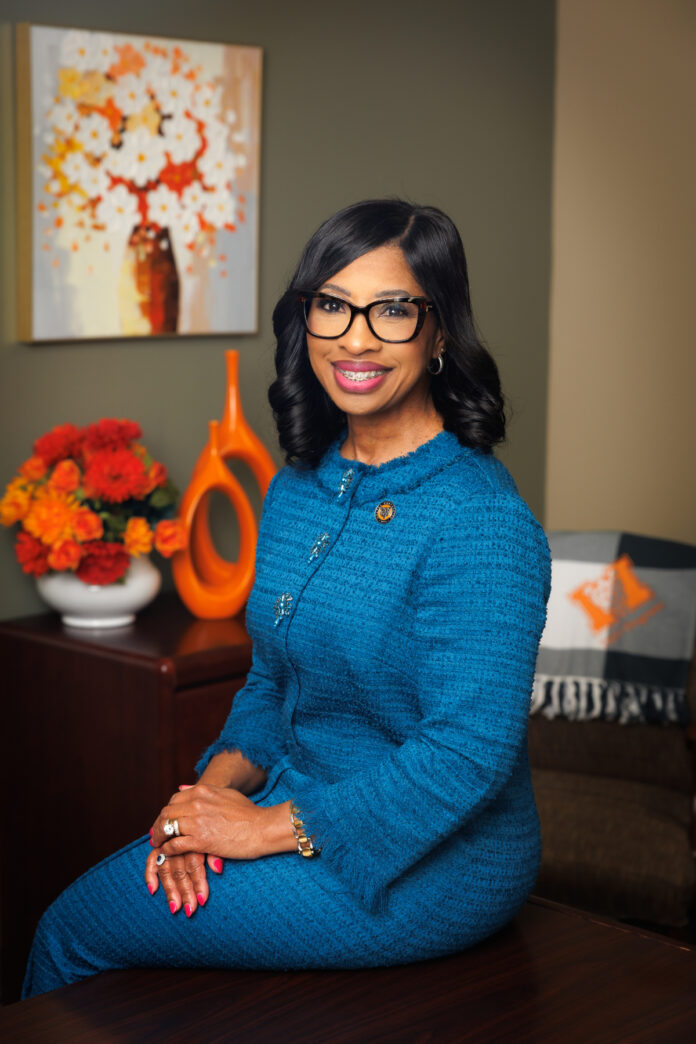 Dr. Samantha Murfree